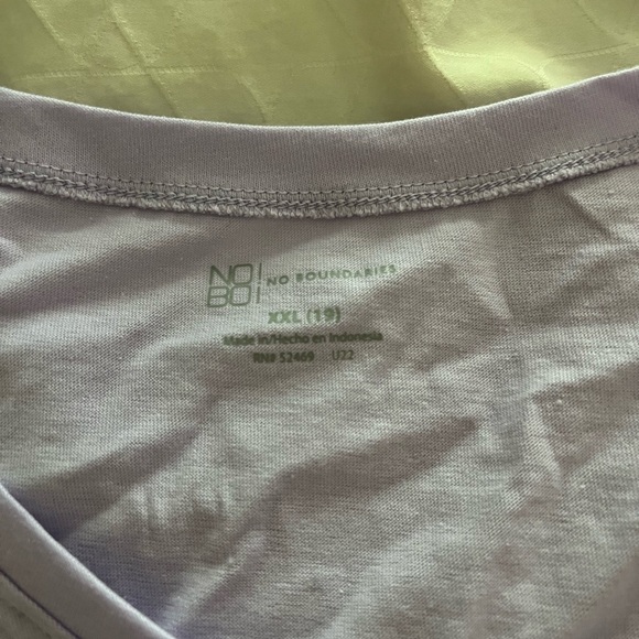 NWT No Boundaries Short Sleeve T Shirt - Picture 3 of 3